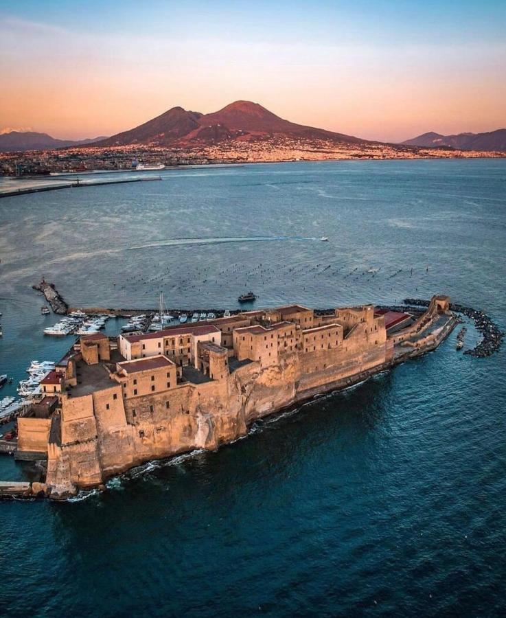 La Casa Di Vera Napoli Bagian luar foto