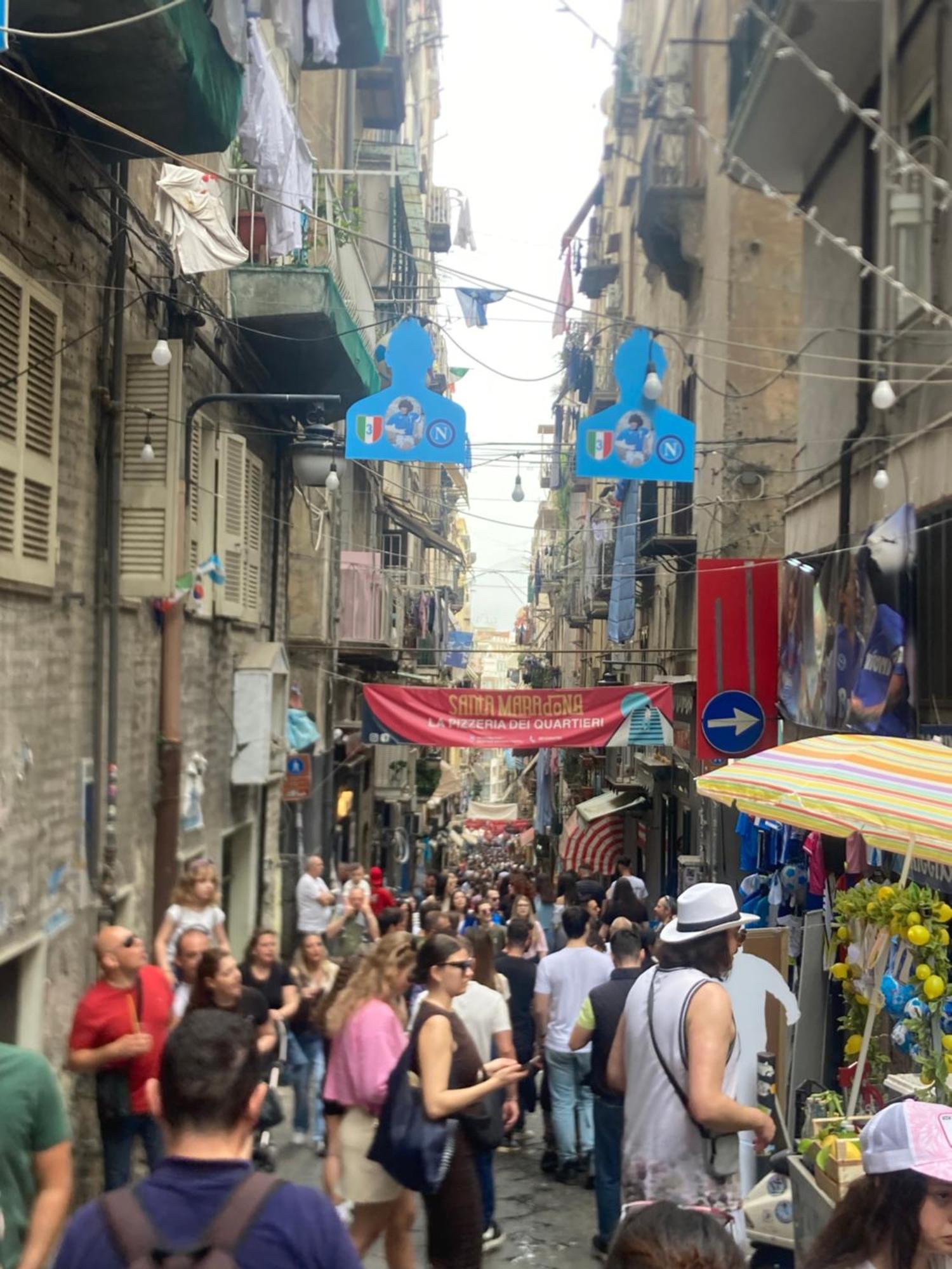 La Casa Di Vera Napoli Bagian luar foto