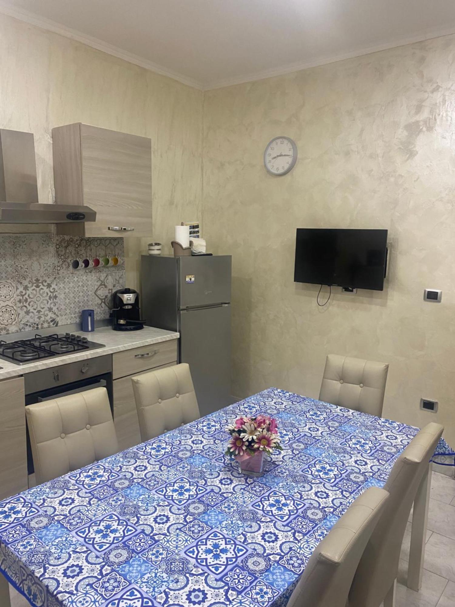 La Casa Di Vera Napoli Bagian luar foto